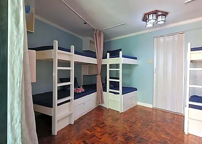 Hotel Palm Towers Makati 2br Unit 3*